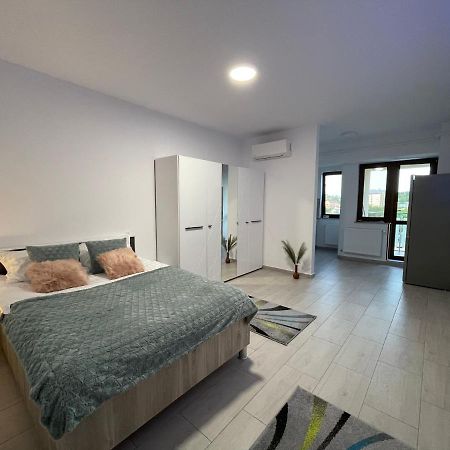 Studio Apartment Palas Mall Яссы Экстерьер фото